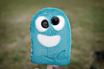 什么因素导致某些颜色看起来高档？响应式网页设计/外贸网站建设专家—新龙，是您互联网商业应用的好伙伴！